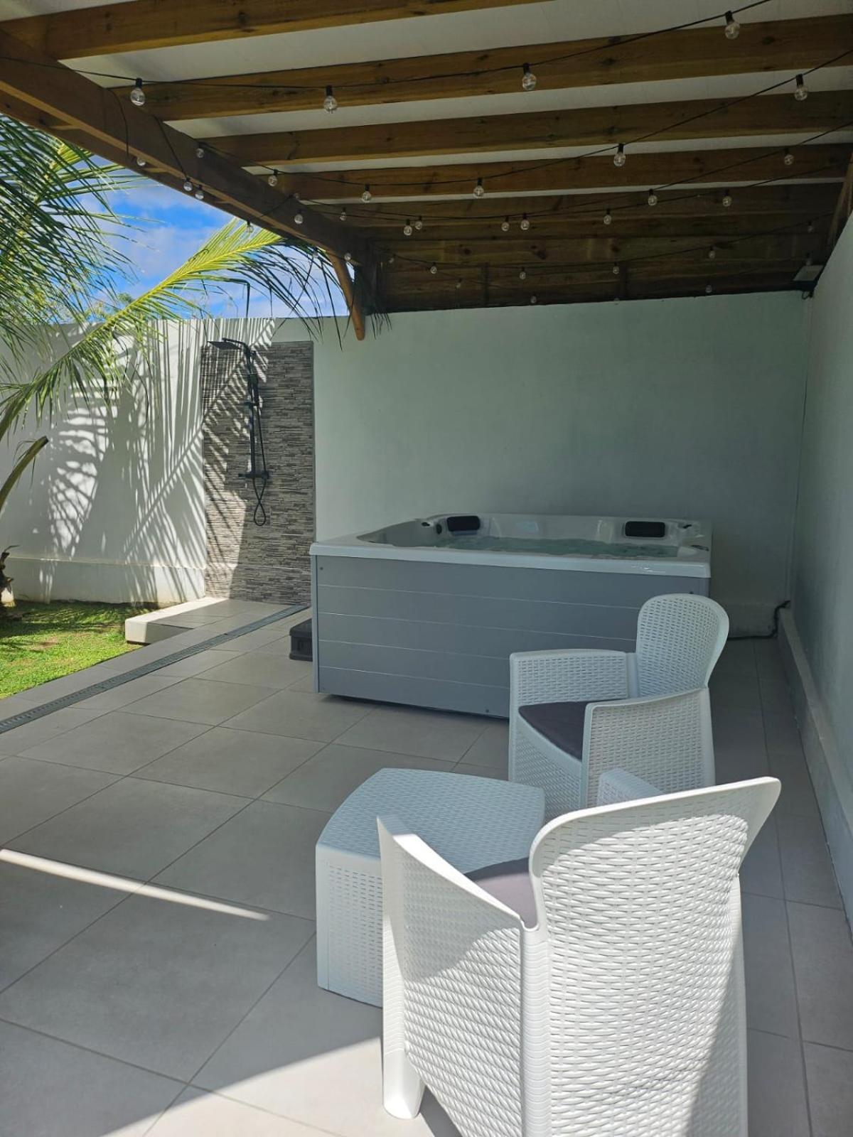 Sweet Colibri Apartment Saint-Pierre Exterior foto